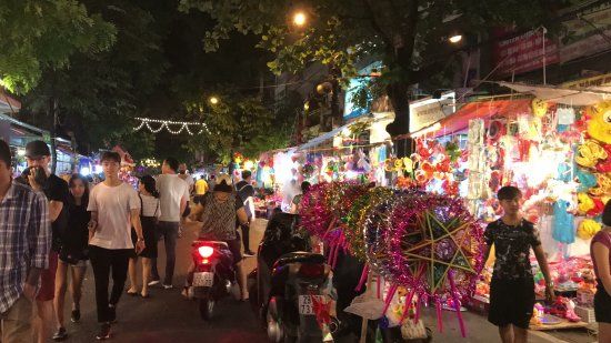 Marché de nuit d'Hanoi